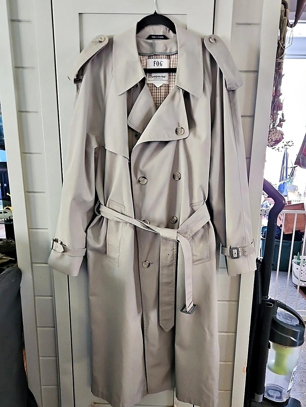 London Fog Vintage London Fog Trench Coat Plaid Lining Size 40 Ptp24 L48